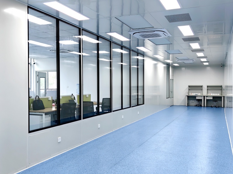 Research laboratory cleanroom